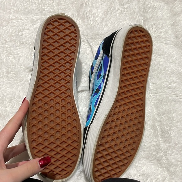 Blue Flame Vans - Picture 4 of 6